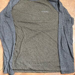 Columbia Two-Tone Gray Performance Shirt